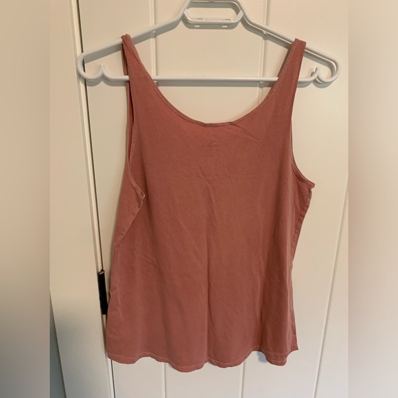 ✨3 for $15✨ O’NEILL tank top - Picture 2 of 4